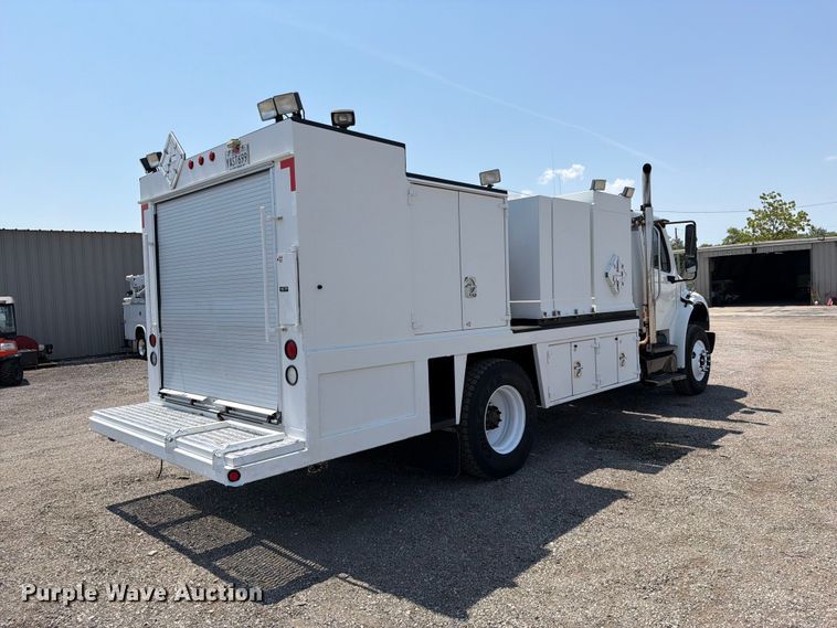 image for item FB5041 2012 Freightliner Business Class M2 fuel / lube truck