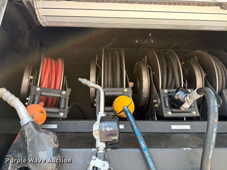 image for item FB5041 2012 Freightliner Business Class M2 fuel / lube truck