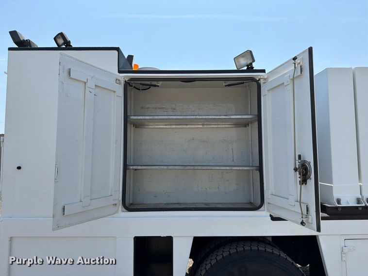 image for item FB5041 2012 Freightliner Business Class M2 fuel / lube truck