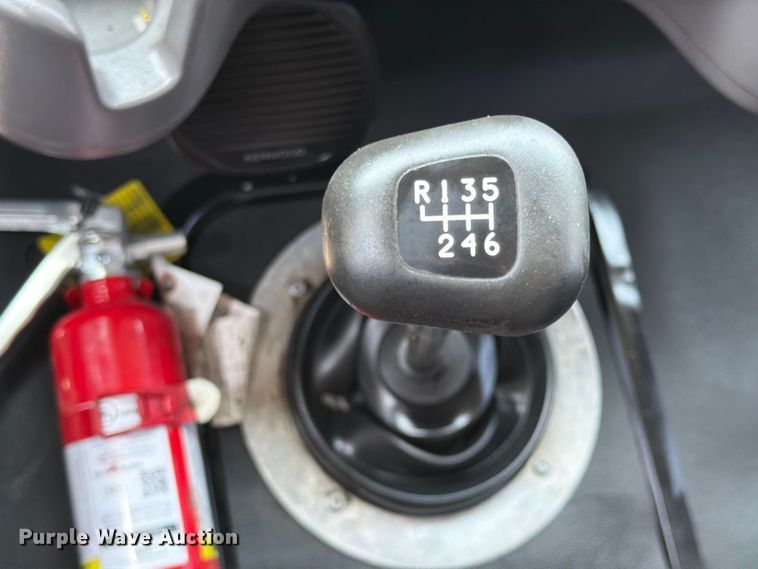 image for item FB5041 2012 Freightliner Business Class M2 fuel / lube truck