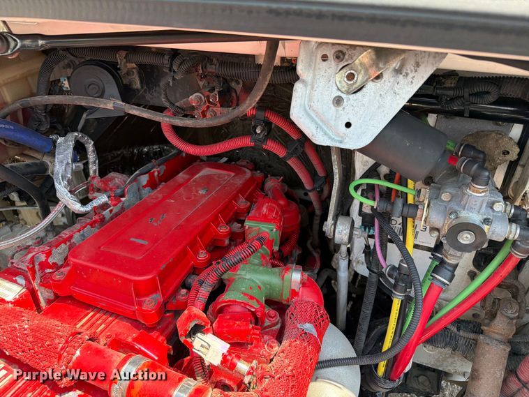 image for item FB5041 2012 Freightliner Business Class M2 fuel / lube truck