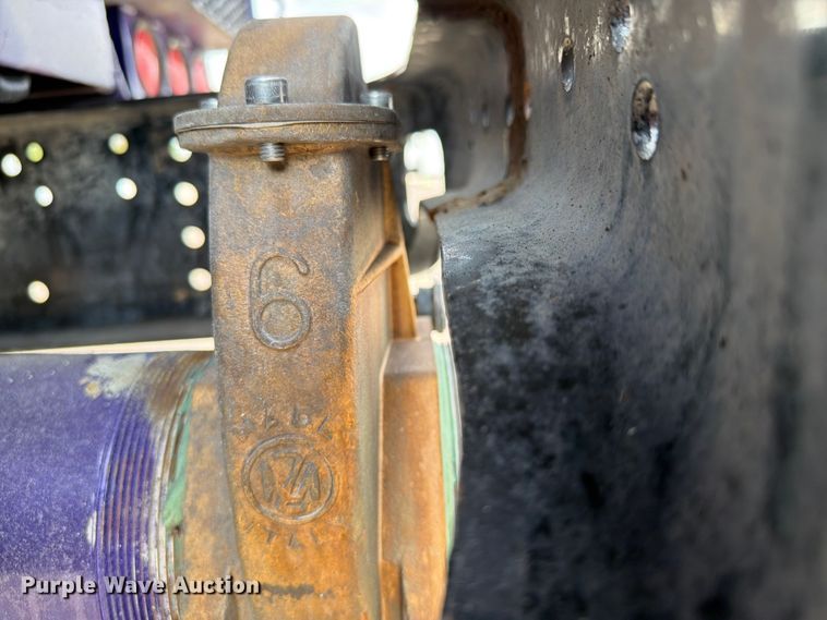 image for item FB5043 1997 Peterbilt 357 vacuum truck