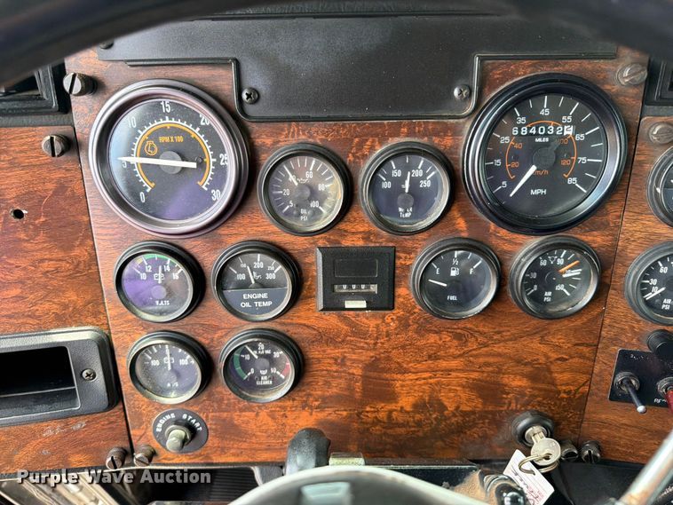 image for item FB5043 1997 Peterbilt 357 vacuum truck