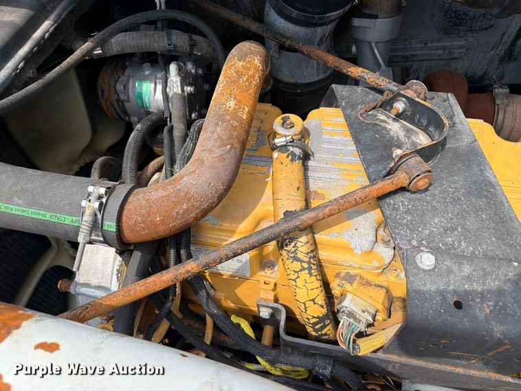 image for item FB5043 1997 Peterbilt 357 vacuum truck