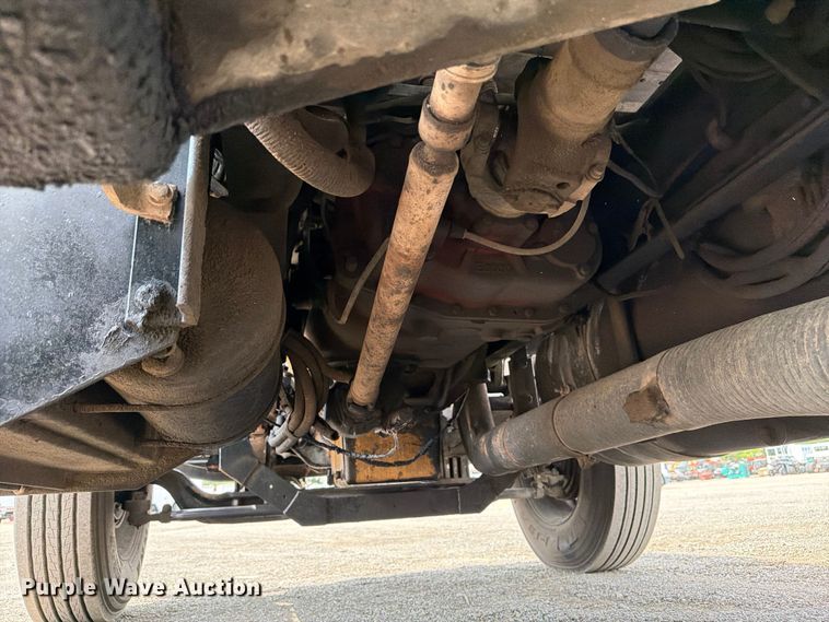 image for item FB5043 1997 Peterbilt 357 vacuum truck
