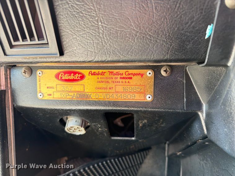 image for item FB5043 1997 Peterbilt 357 vacuum truck