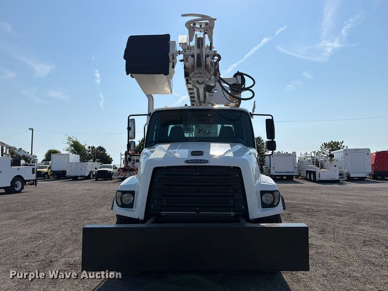 image for item FB5048 2013 Freightliner 114SD digger derrick truck