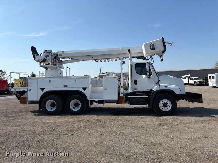 image for item FB5048 2013 Freightliner 114SD digger derrick truck