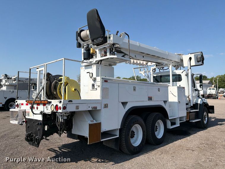 image for item FB5048 2013 Freightliner 114SD digger derrick truck