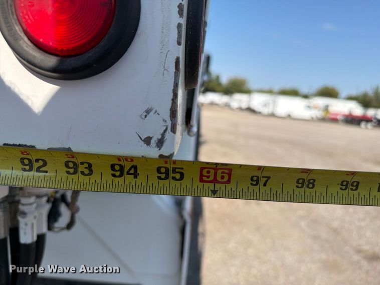 image for item FB5048 2013 Freightliner 114SD digger derrick truck