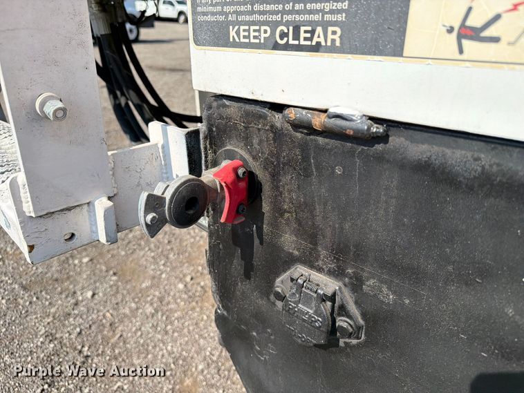 image for item FB5048 2013 Freightliner 114SD digger derrick truck