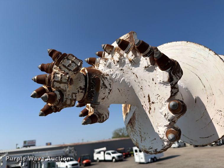 image for item FB5048 2013 Freightliner 114SD digger derrick truck