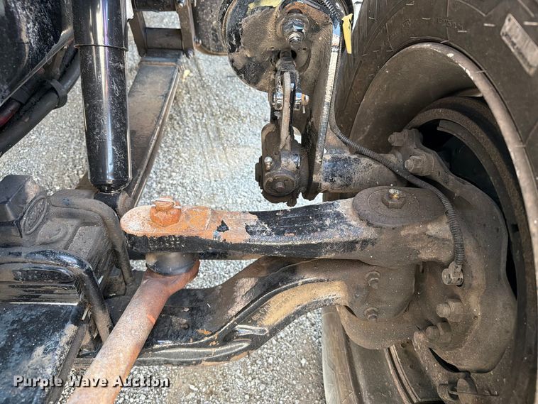 image for item FB5049 2007 Peterbilt 335 digger derrick truck