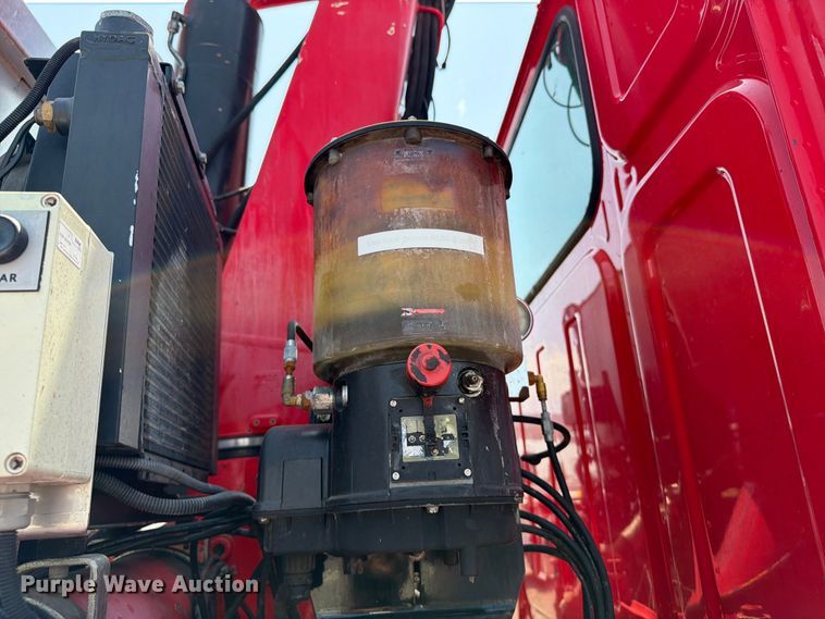 image for item FB5051 2014 Western Star 4700 crane truck