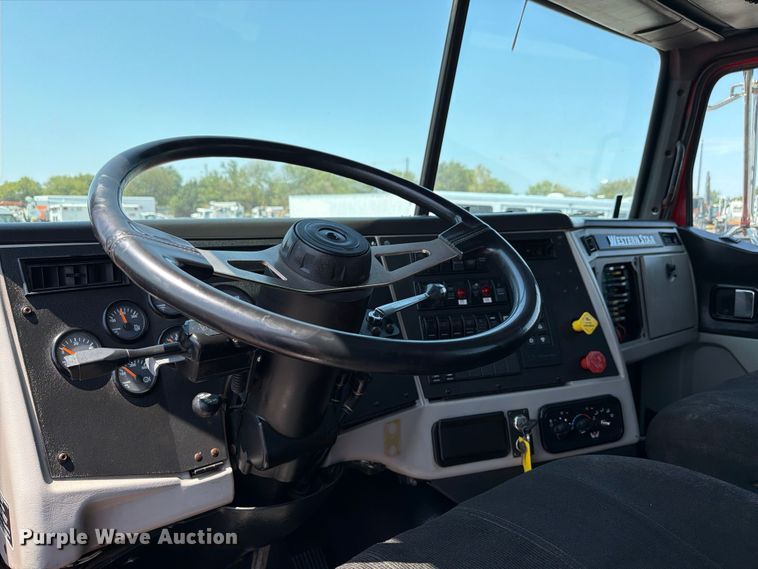 image for item FB5051 2014 Western Star 4700 crane truck