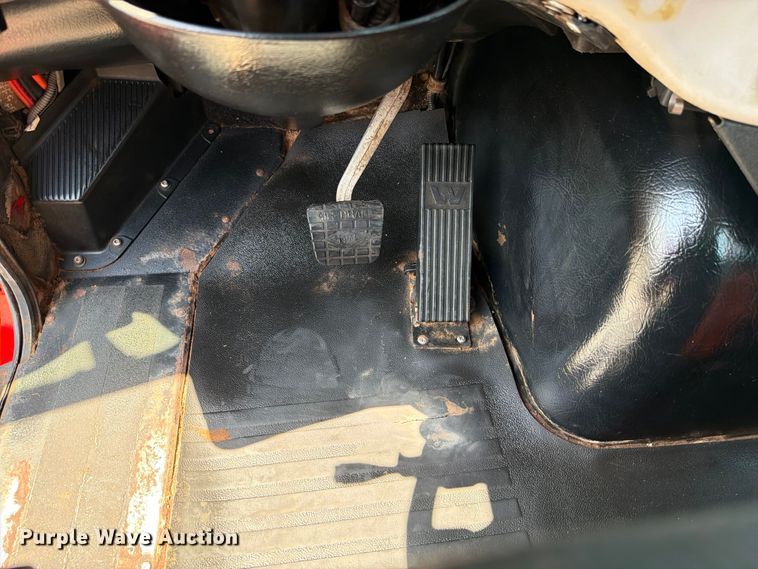 image for item FB5051 2014 Western Star 4700 crane truck