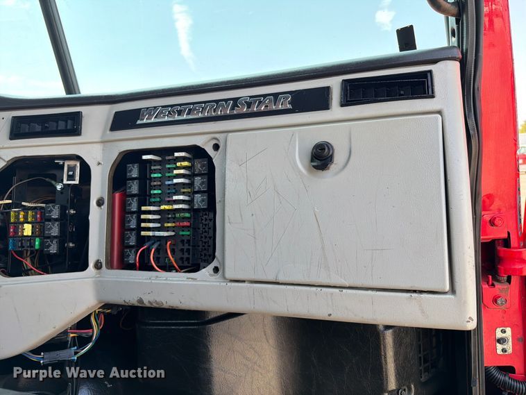 image for item FB5051 2014 Western Star 4700 crane truck