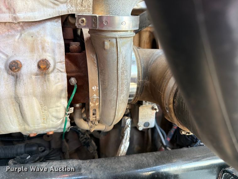 image for item FB5051 2014 Western Star 4700 crane truck