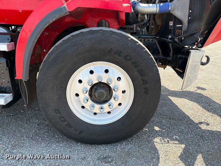 image for item FB5051 2014 Western Star 4700 crane truck