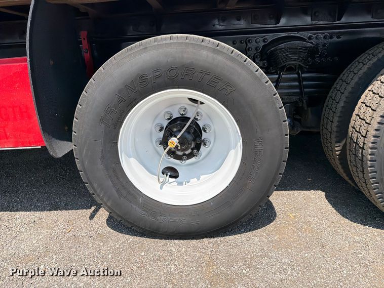 image for item FB5051 2014 Western Star 4700 crane truck