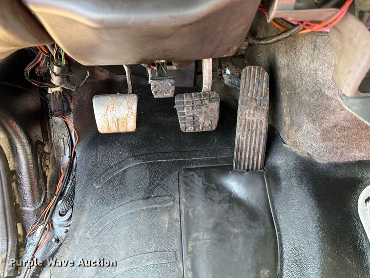 image for item FB5055 2015 Freightliner 114SD vacuum truck