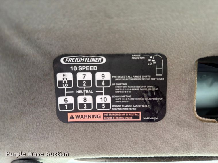 image for item FB5055 2015 Freightliner 114SD vacuum truck