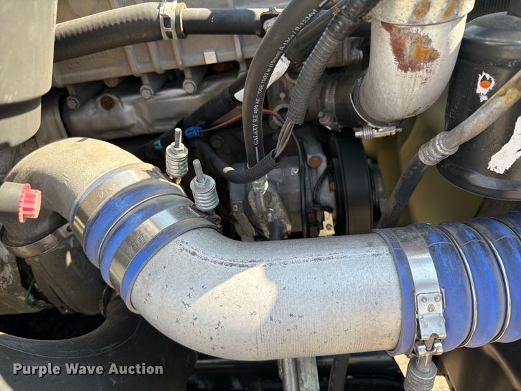 image for item FB5055 2015 Freightliner 114SD vacuum truck