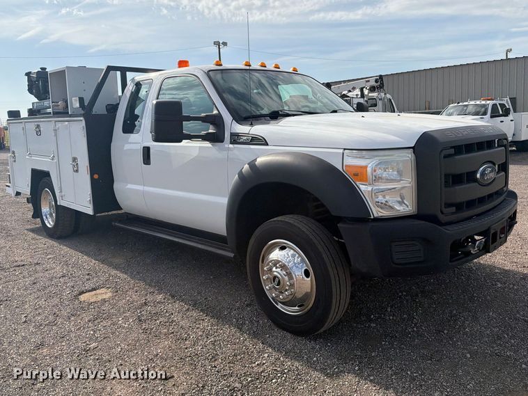 image for item FB5057 2014 Ford F450 Super Duty Ext. Cab utility / service truck