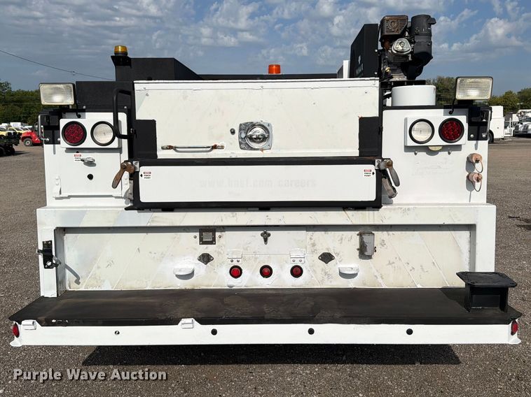 image for item FB5057 2014 Ford F450 Super Duty Ext. Cab utility / service truck