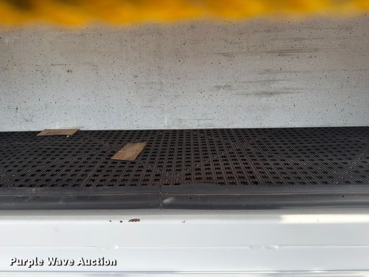 image for item FB5057 2014 Ford F450 Super Duty Ext. Cab utility / service truck