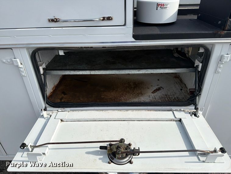 image for item FB5057 2014 Ford F450 Super Duty Ext. Cab utility / service truck