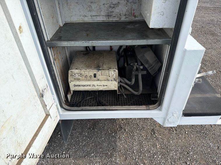 image for item FB5057 2014 Ford F450 Super Duty Ext. Cab utility / service truck