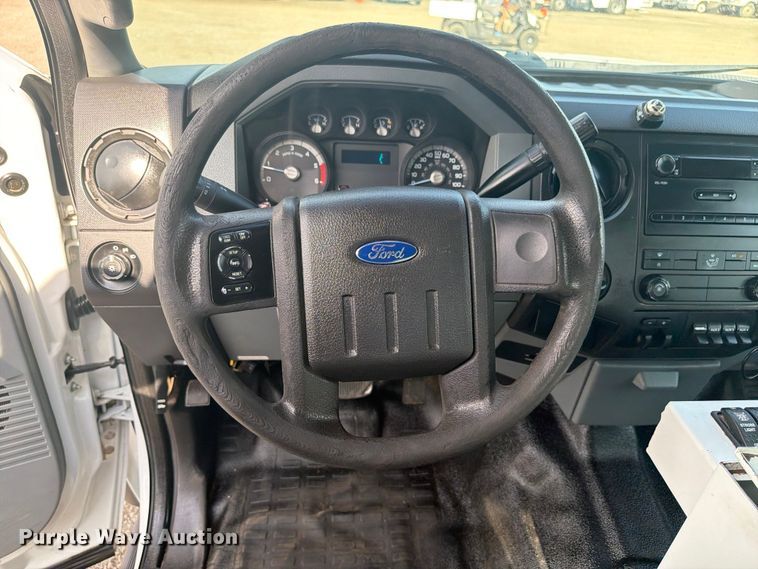 image for item FB5057 2014 Ford F450 Super Duty Ext. Cab utility / service truck