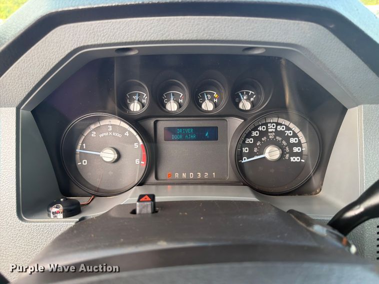 image for item FB5057 2014 Ford F450 Super Duty Ext. Cab utility / service truck