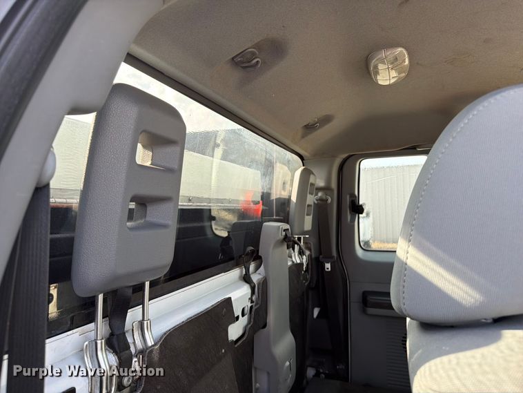 image for item FB5057 2014 Ford F450 Super Duty Ext. Cab utility / service truck