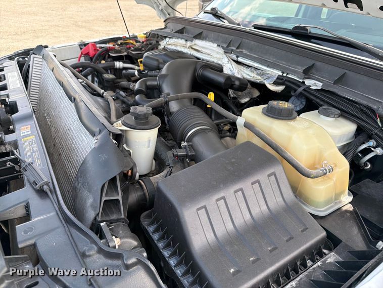 image for item FB5057 2014 Ford F450 Super Duty Ext. Cab utility / service truck