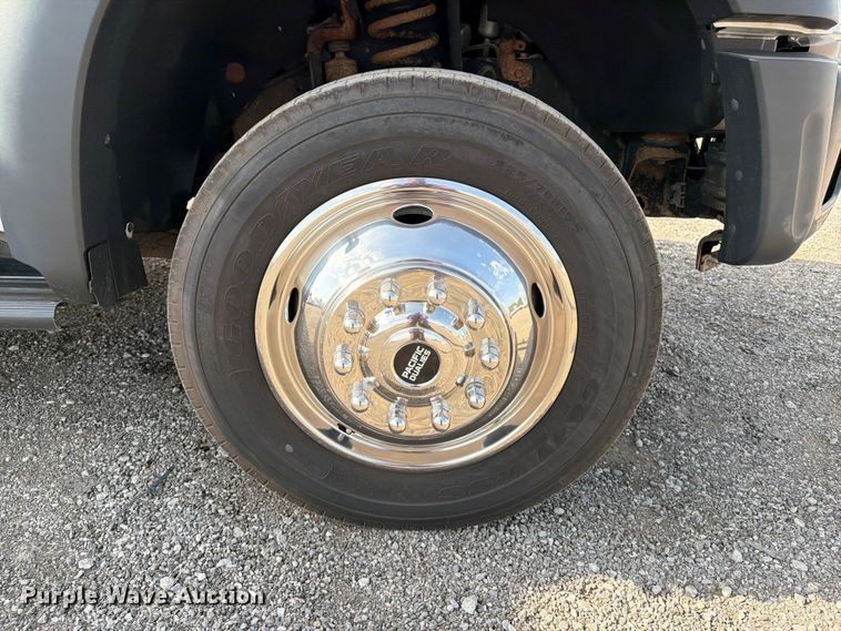 image for item FB5057 2014 Ford F450 Super Duty Ext. Cab utility / service truck