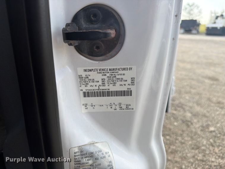 image for item FB5057 2014 Ford F450 Super Duty Ext. Cab utility / service truck