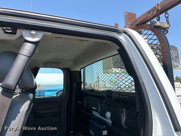 image for item FB5061 2011 Chevrolet Silverado 3500HD Ext. Cab utility bed pickup truck