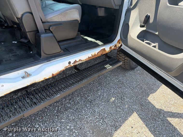 image for item FB5061 2011 Chevrolet Silverado 3500HD Ext. Cab utility bed pickup truck