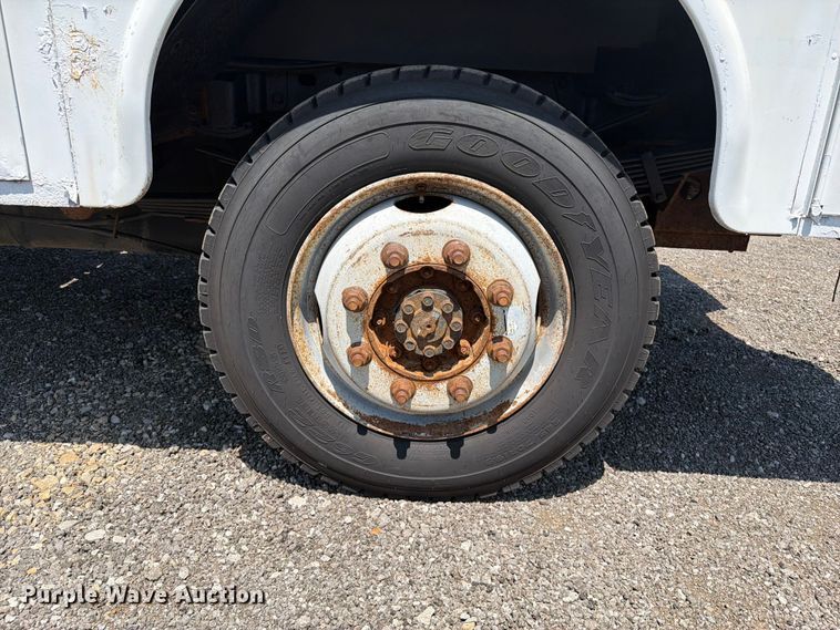 image for item FB5061 2011 Chevrolet Silverado 3500HD Ext. Cab utility bed pickup truck