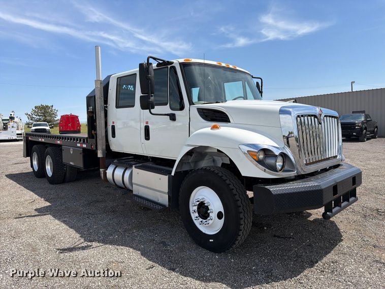 image for item FB5068 2015 International WorkStar 7400 Crew Cab flatbed truck