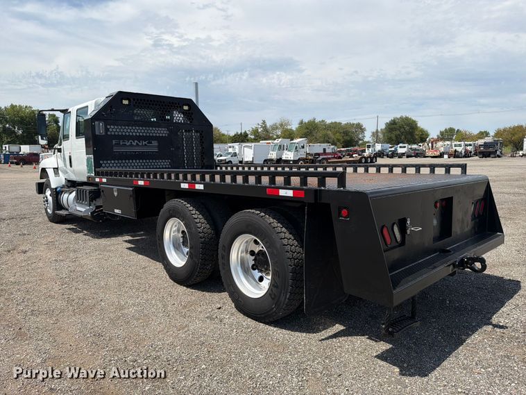 image for item FB5068 2015 International WorkStar 7400 Crew Cab flatbed truck
