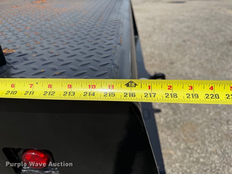 image for item FB5068 2015 International WorkStar 7400 Crew Cab flatbed truck