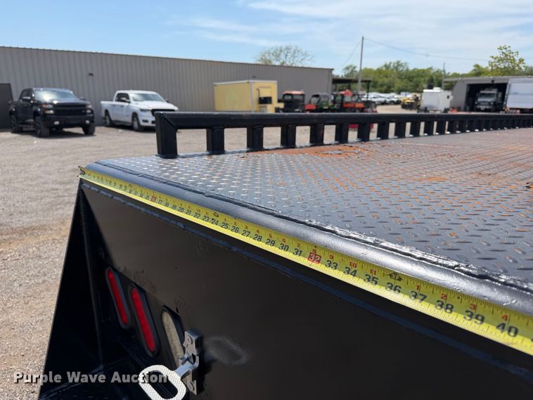 image for item FB5068 2015 International WorkStar 7400 Crew Cab flatbed truck