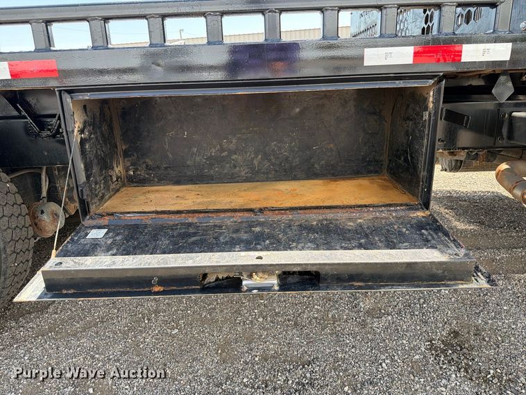 image for item FB5068 2015 International WorkStar 7400 Crew Cab flatbed truck