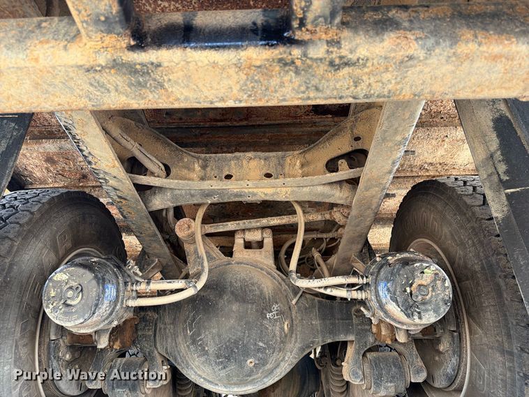 image for item FB5068 2015 International WorkStar 7400 Crew Cab flatbed truck