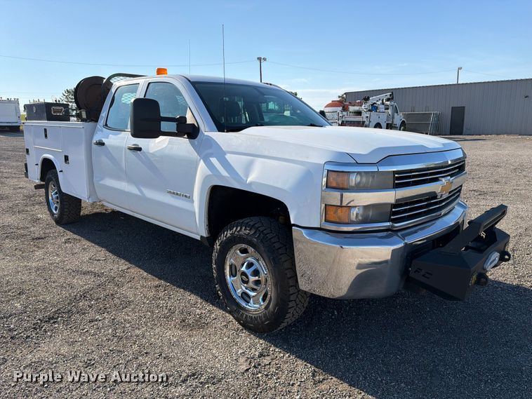 image for item FB5073 2015 Chevrolet Silverado 2500HD Ext. Cab utility bed pickup truck