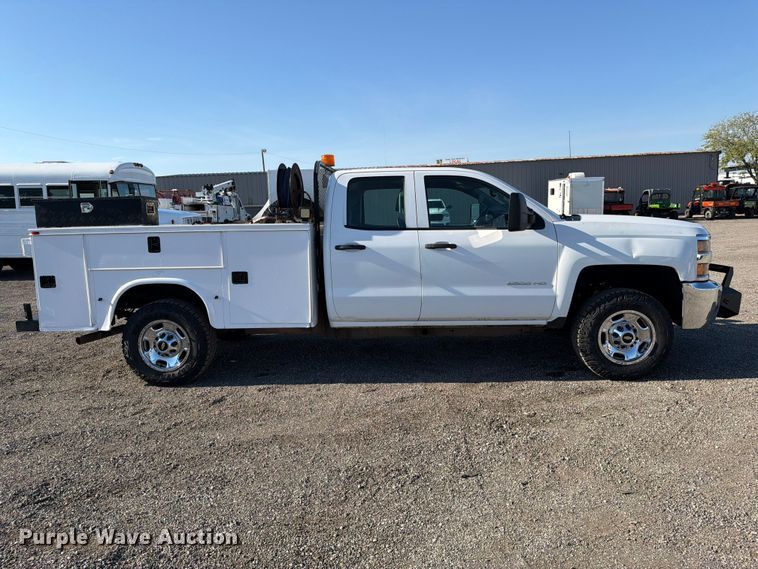 image for item FB5073 2015 Chevrolet Silverado 2500HD Ext. Cab utility bed pickup truck
