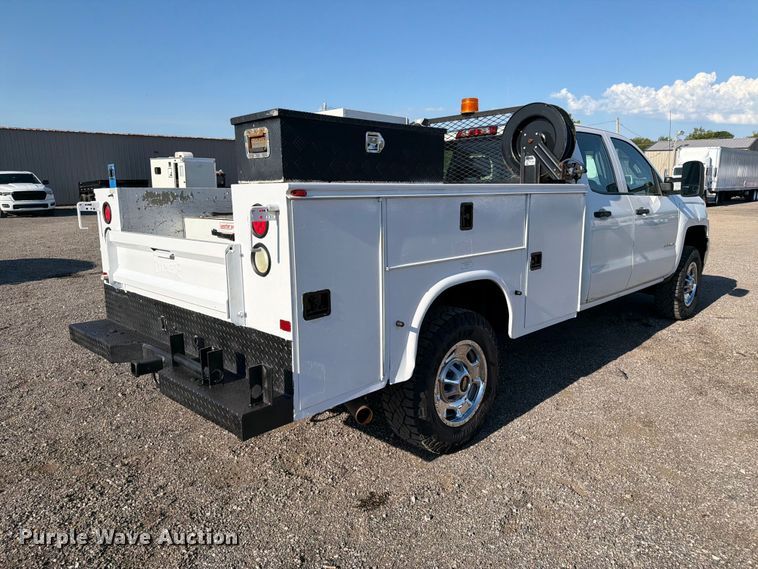 image for item FB5073 2015 Chevrolet Silverado 2500HD Ext. Cab utility bed pickup truck
